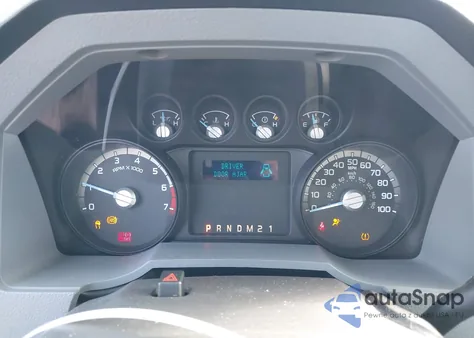 2011 Ford F-250 Xl z USA, uszkodzony, nr VIN 1FTBF2B62BEC37454